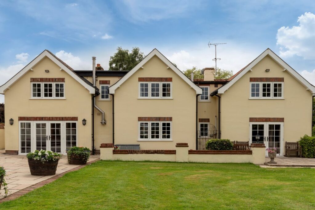 Evolution timber alternative windows on a traditional property in Buckinghamshire